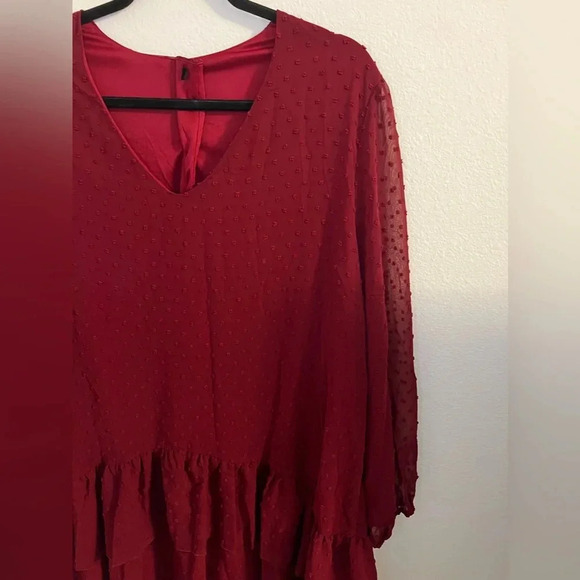 Red dotted tiered dress - Picture 2 of 4